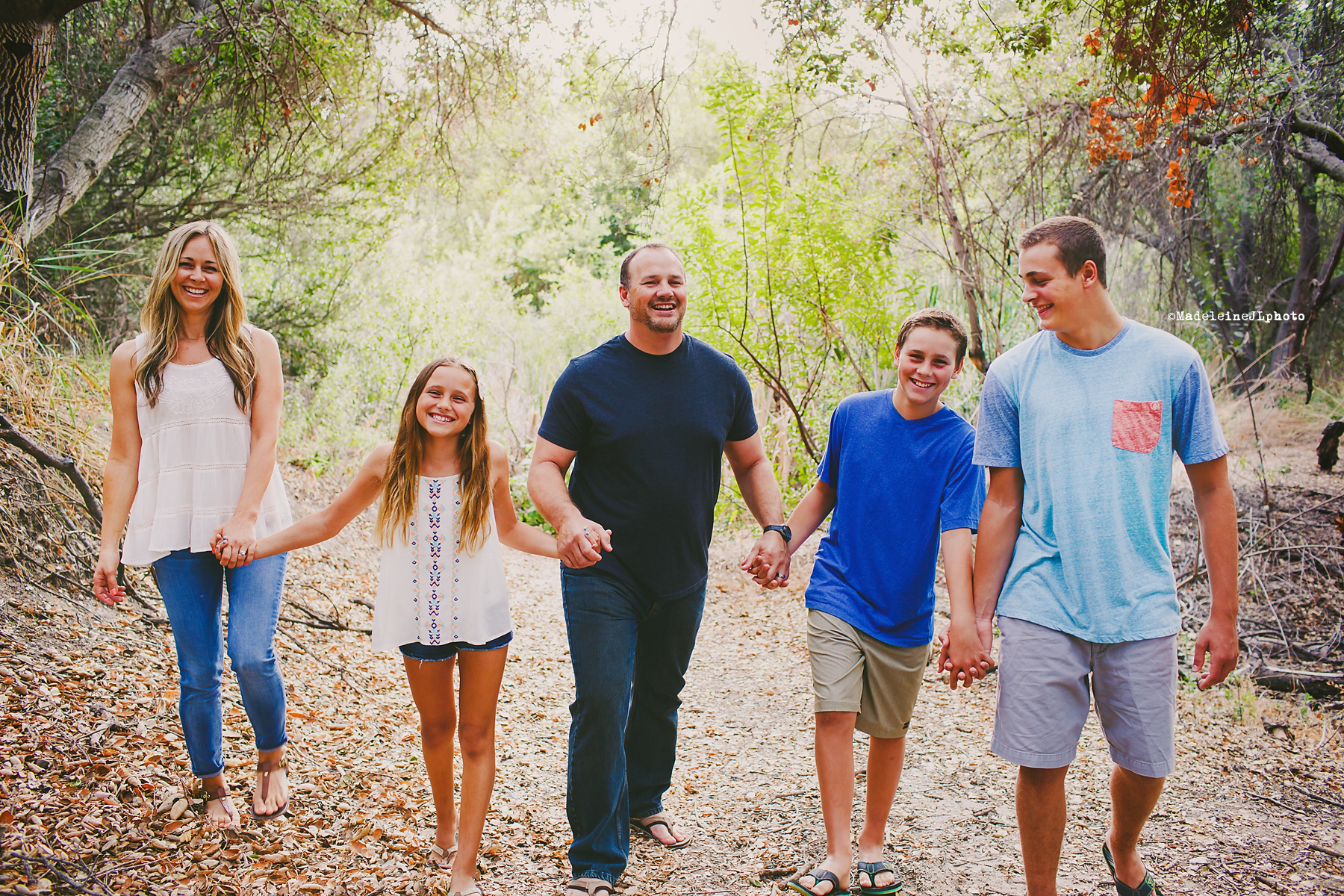 lake forest orange county ca woodsy family session pictures photography